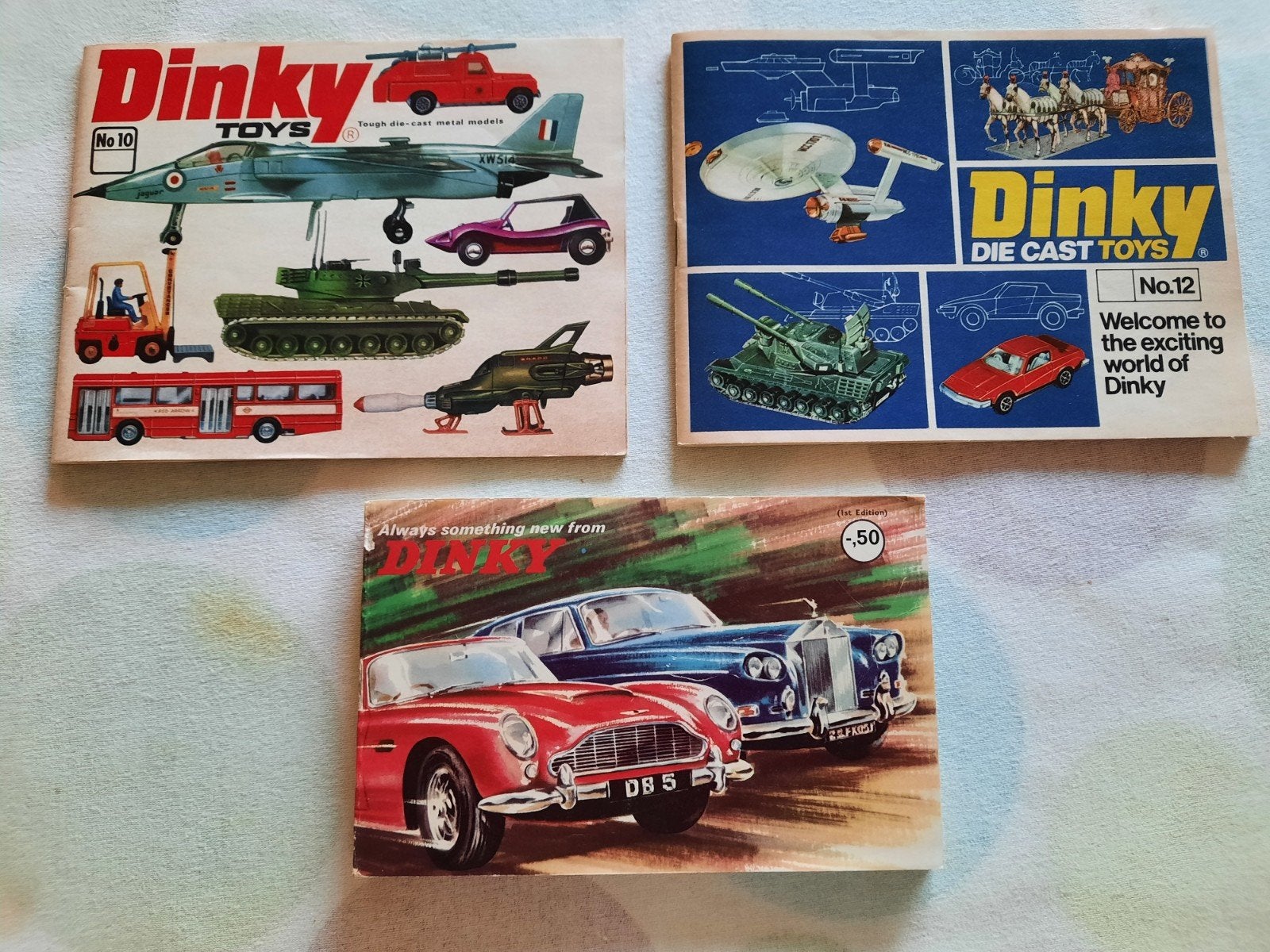 catalogus Dinky Toys, Corgi toys, Budgie Toys, Bburago etc., Ophalen of Verzenden, Gebruikt, Auto, Dinky Toys