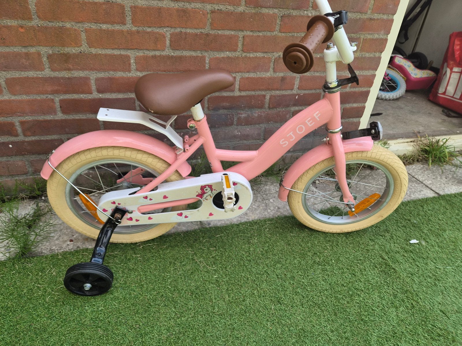 kleuterfietsje 14 inch, pedaaltjes moeten vervangen worden, Fietsen en Brommers, Ophalen, Gebruikt, Minder dan 16 inch