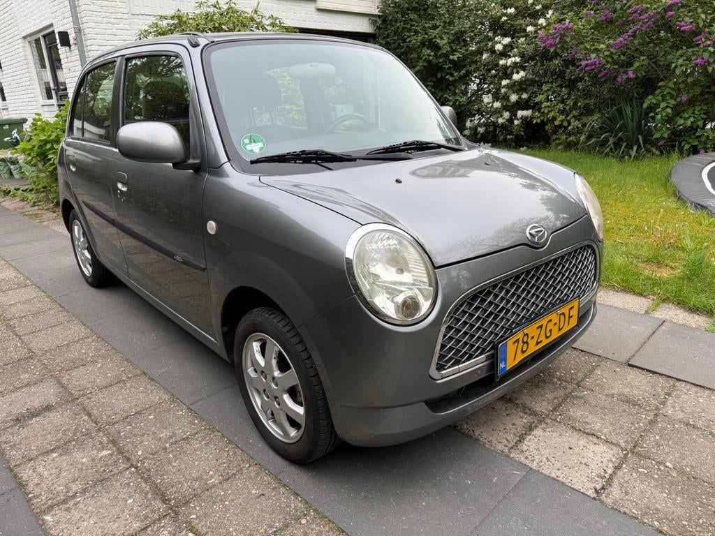Daihatsu Trevis 78.333 km! APK 27 jan 2027 netjes, Stof, 600 kg, Zwart, 765 kg