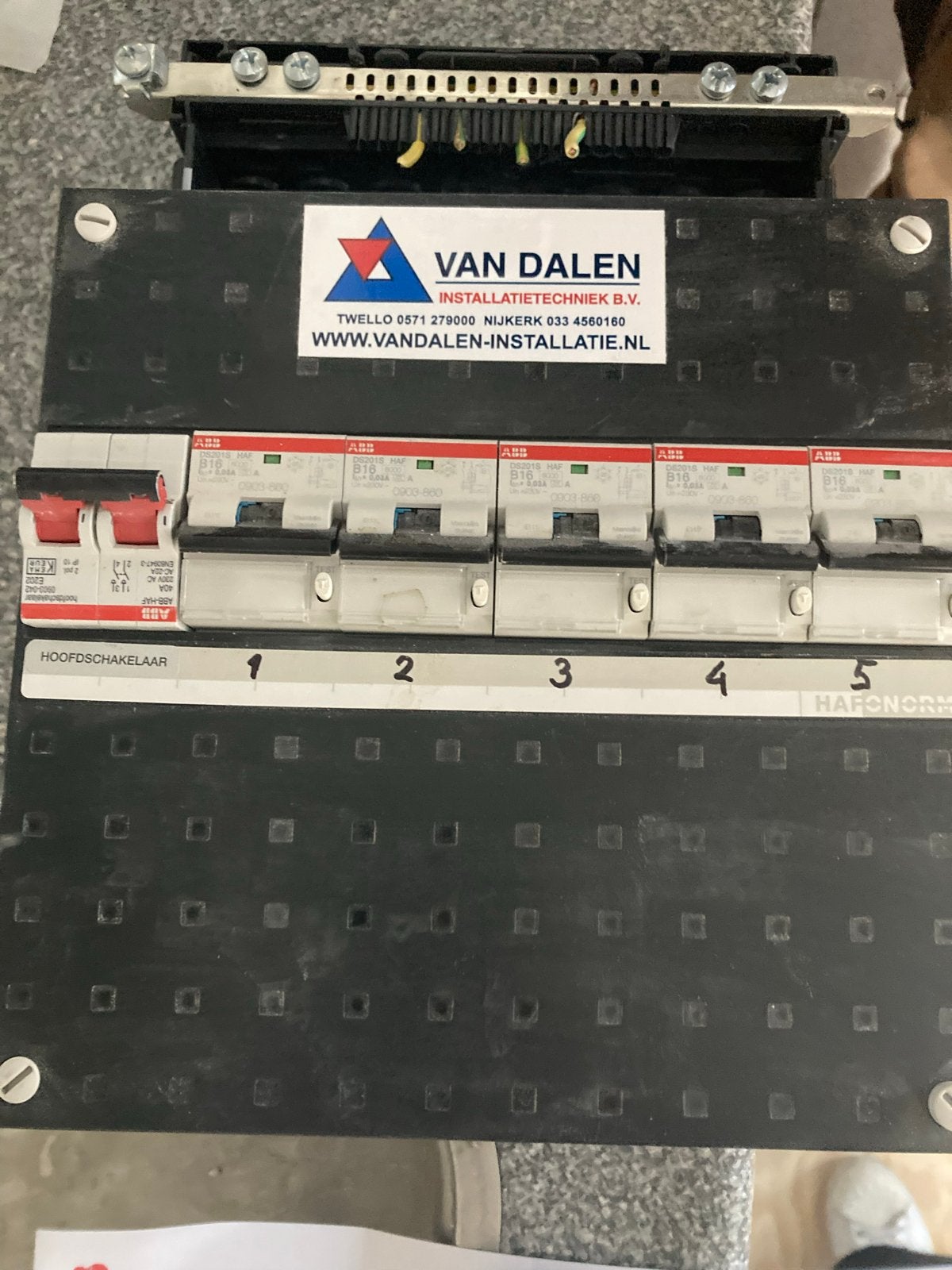 ABB Groepenkast met Hoofdschakelaar en Aardlekautomaten, Ophalen of Verzenden, Gebruikt, ABB, Groepenkast
