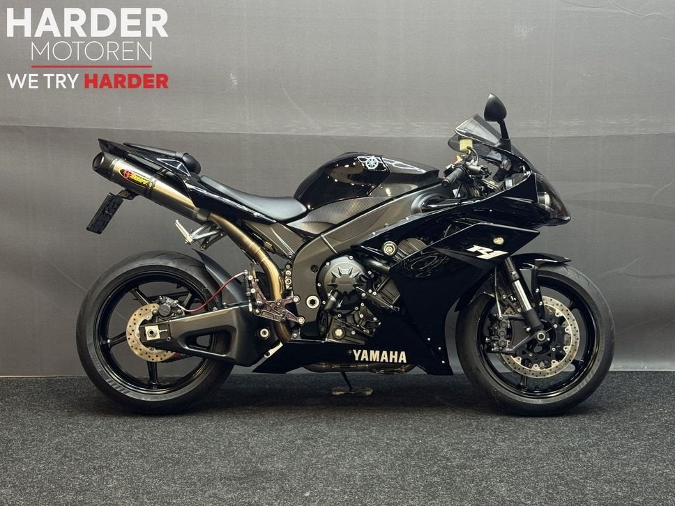 YAMAHA YZF R1 | ORI NL | 2 EIG | AKRA | NIEUWSTAAT | GARANTI, 4 cilinders, Motorrijbewijs A, Bedrijf, Onbekend
