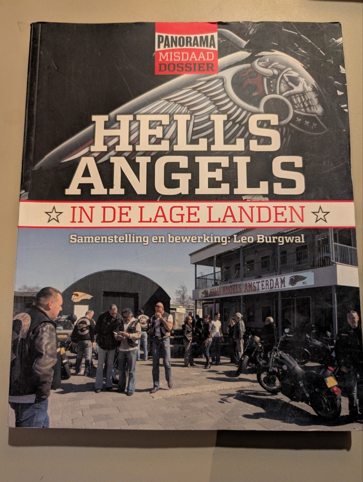 Hells Angels in de Lage Landen - Panorama Misdaaddossier, Boeken, Ophalen of Verzenden, Zo goed als nieuw, Leo Burgwal