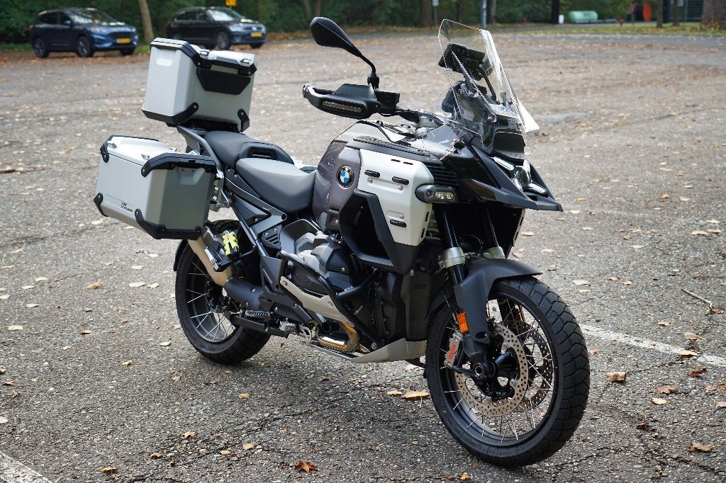BMW R 1300 GS Adventure Triple Black | 3 koffers | 2026, Motoren, 2 cilinders, Motorrijbewijs A, Gebruikt, Particulier