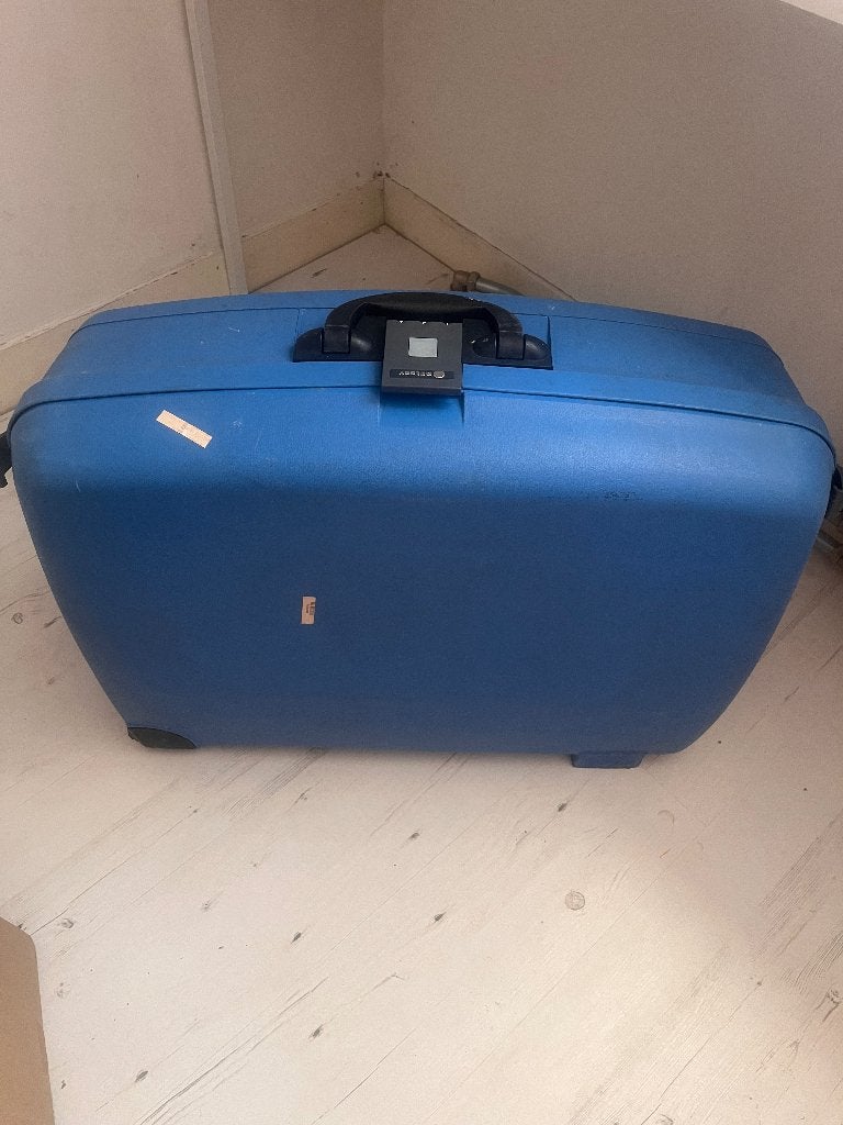 Grote blauwe koffer, Sieraden, Tassen en Uiterlijk, Koffers, Ophalen, Gebruikt, Hard kunststof, 70 cm of meer