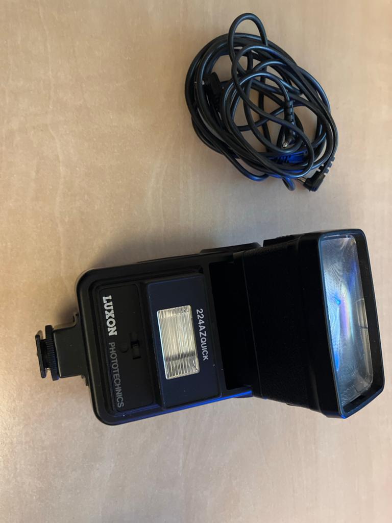 Luxon 224 AZ Quick flitser met kantelbare kop, Ophalen of Verzenden, Gebruikt, Overige merken, Kantelbaar