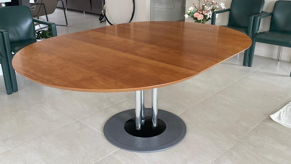 Leolux eettafel Trias, Huis en Inrichting, Tafels | Eettafels, Gebruikt, 100 tot 150 cm, 150 tot 200 cm, Vijf personen of meer
