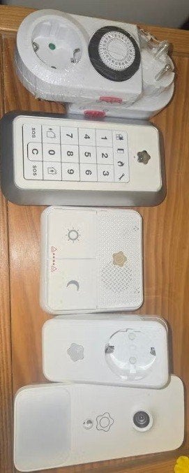 Securitas Direct Smart Plug GW-C-PLUG1 en nog meer apparaten, Ophalen of Verzenden, Gebruikt, Overige merken, Stekkerdoos