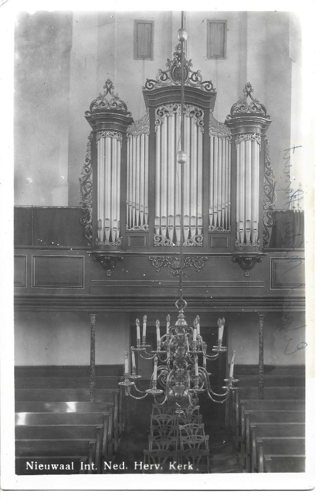 Nieuwaal interieur Ned Herv Kerk orgel, Ophalen of Verzenden, 1920 tot 1940, Ongelopen, Gelderland