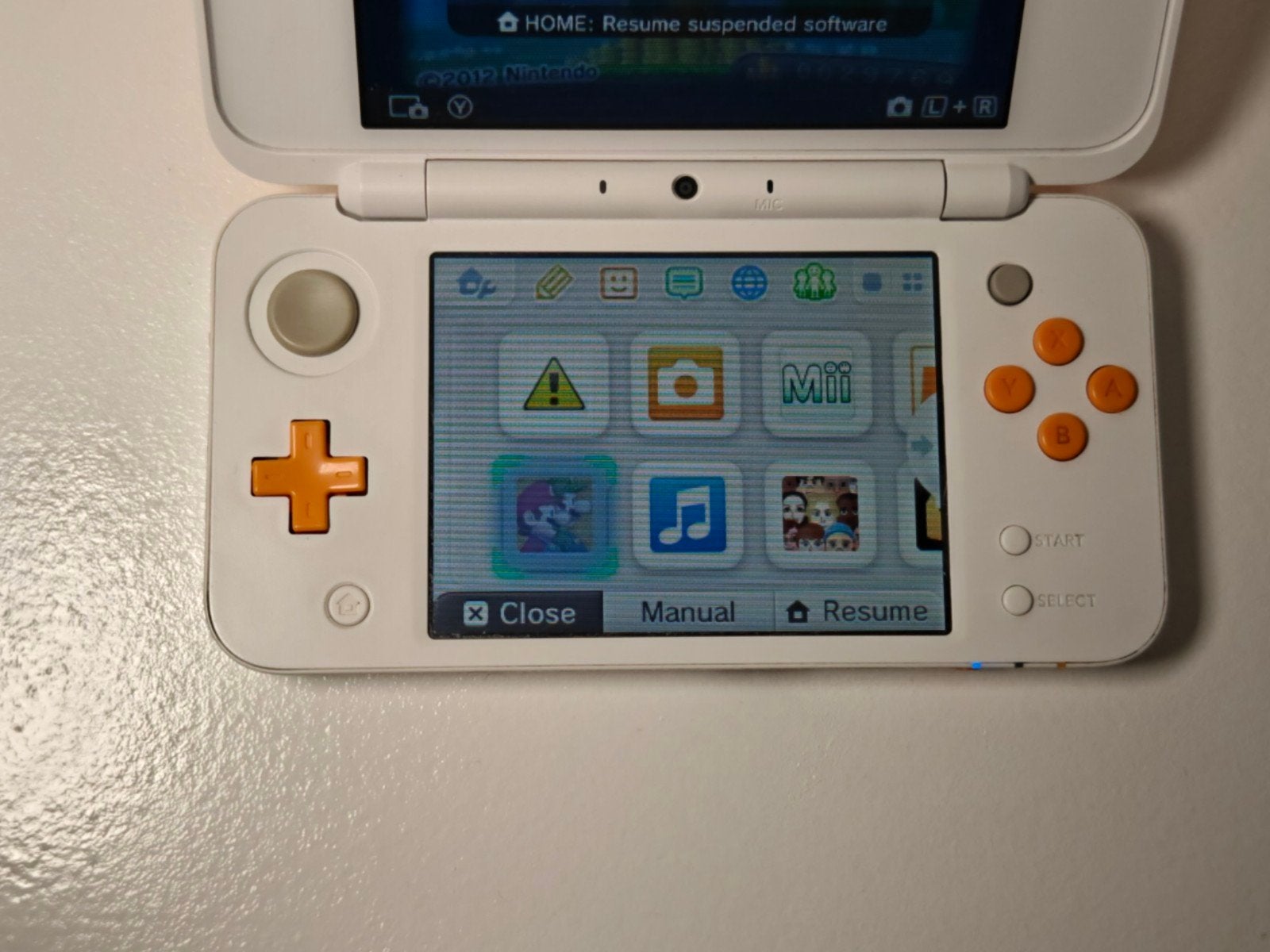 Nintendo 2DS XL, Spelcomputers en Games, Spelcomputers | Nintendo 2DS en 3DS, Met games, Support@nintendo.com, 11-1 Hokotate-cho, Kamitoba, Minami-ku, Kyoto 601-8501, Japan