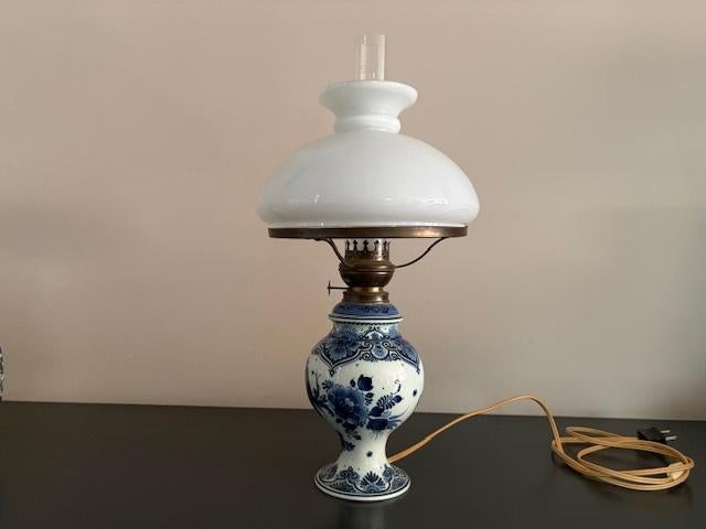 Delfs blauwe voet met melkglas lampekap, Antiek en Kunst, Ophalen