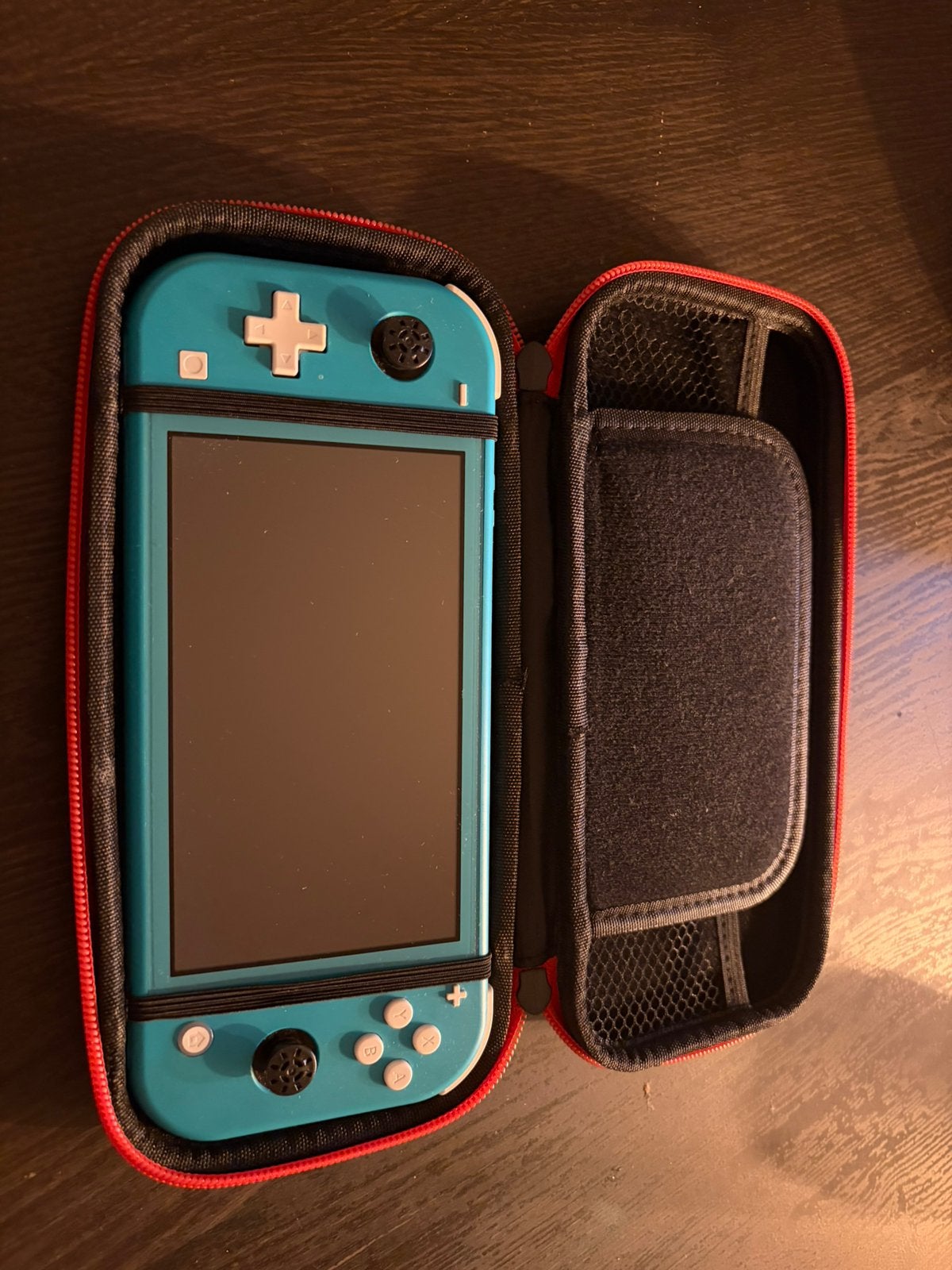Nintendo switch lite, Spelcomputers en Games, Spelcomputers | Nintendo Switch Lite, Ophalen, Zo goed als nieuw