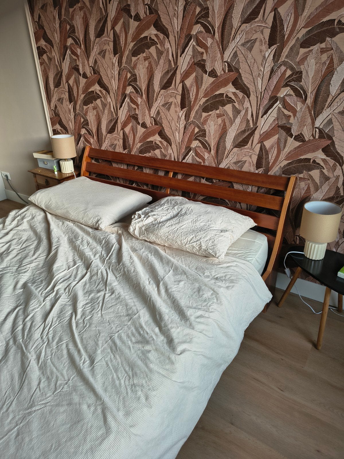 Houten bed 160x200 GRATIS inclusief lattenbodem, Ophalen, Gebruikt, Bruin, Tweepersoons