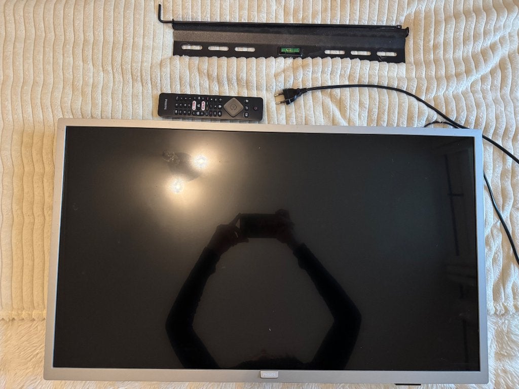 Philips televisie 32 inch inclusief ophangbeugel, Ophalen, Philips, 50 Hz, 80 tot 100 cm