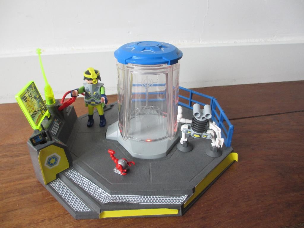 Playmobil 9416: Ruimteagent met robot politie, Ophalen of Verzenden, Zo goed als nieuw