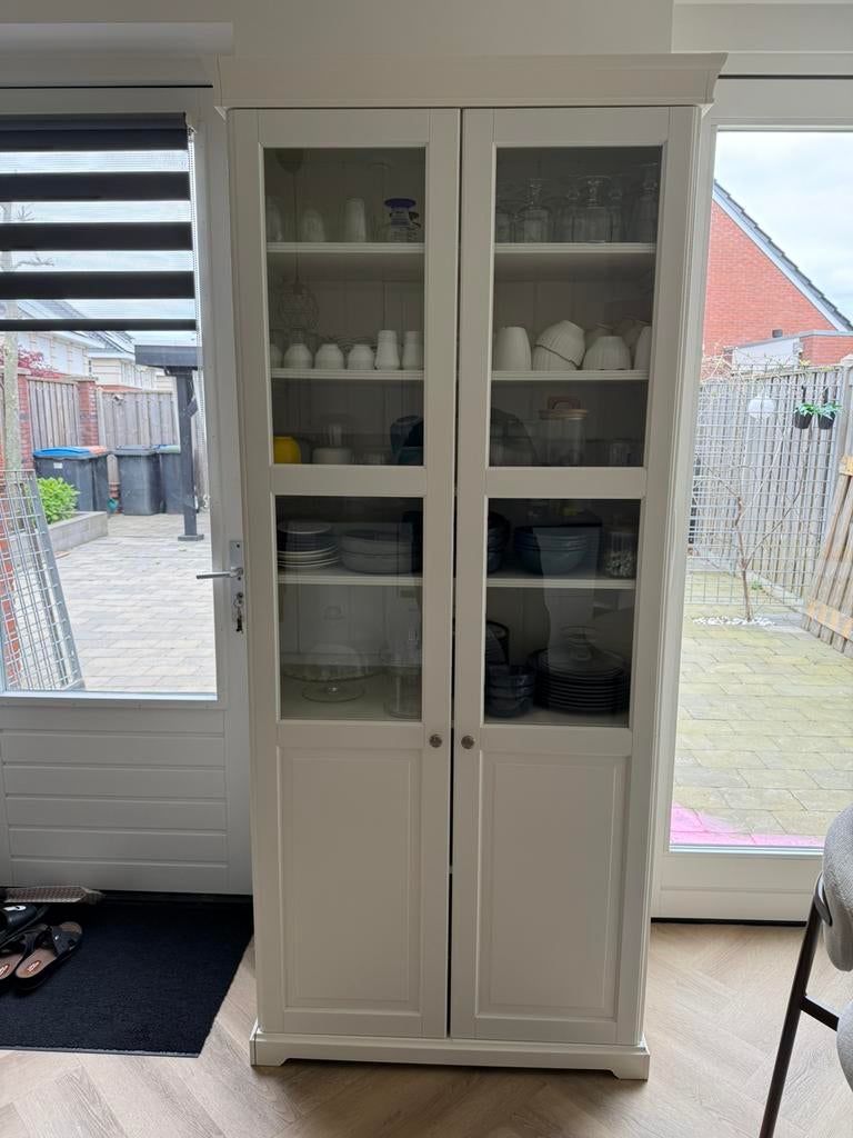 Vitrinekast met glazen deuren wit, Huis en Inrichting, Kasten | Vitrinekasten, Ophalen, 200 cm of meer, 50 tot 100 cm, 25 tot 50 cm