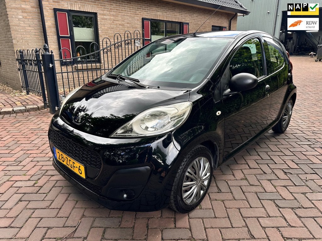 Peugeot 107 1.0 Access Accent - airco , nieuwe banden, Voorwielaandrijving, Euro 5, Stof, Gebruikt