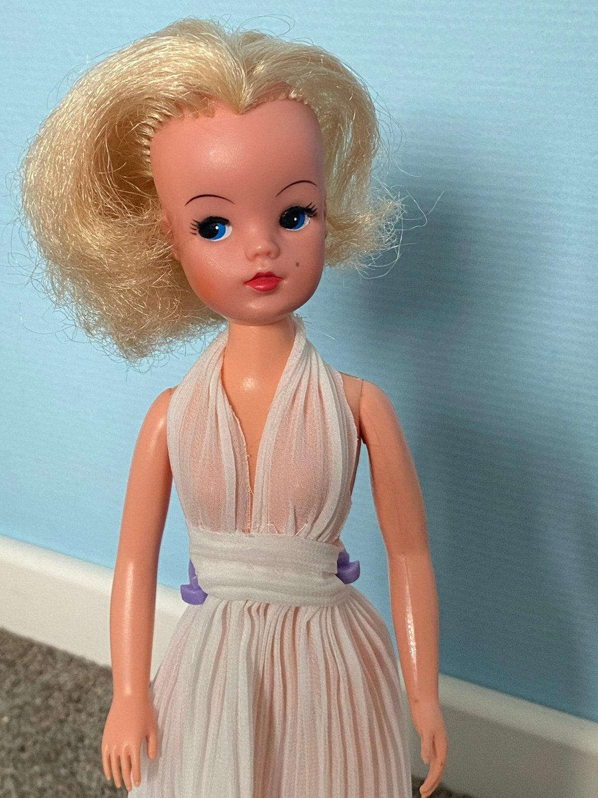 Barbie sindy pop als Marilyn Monroe, Verzamelen, Ophalen of Verzenden, Gebruikt, Pop