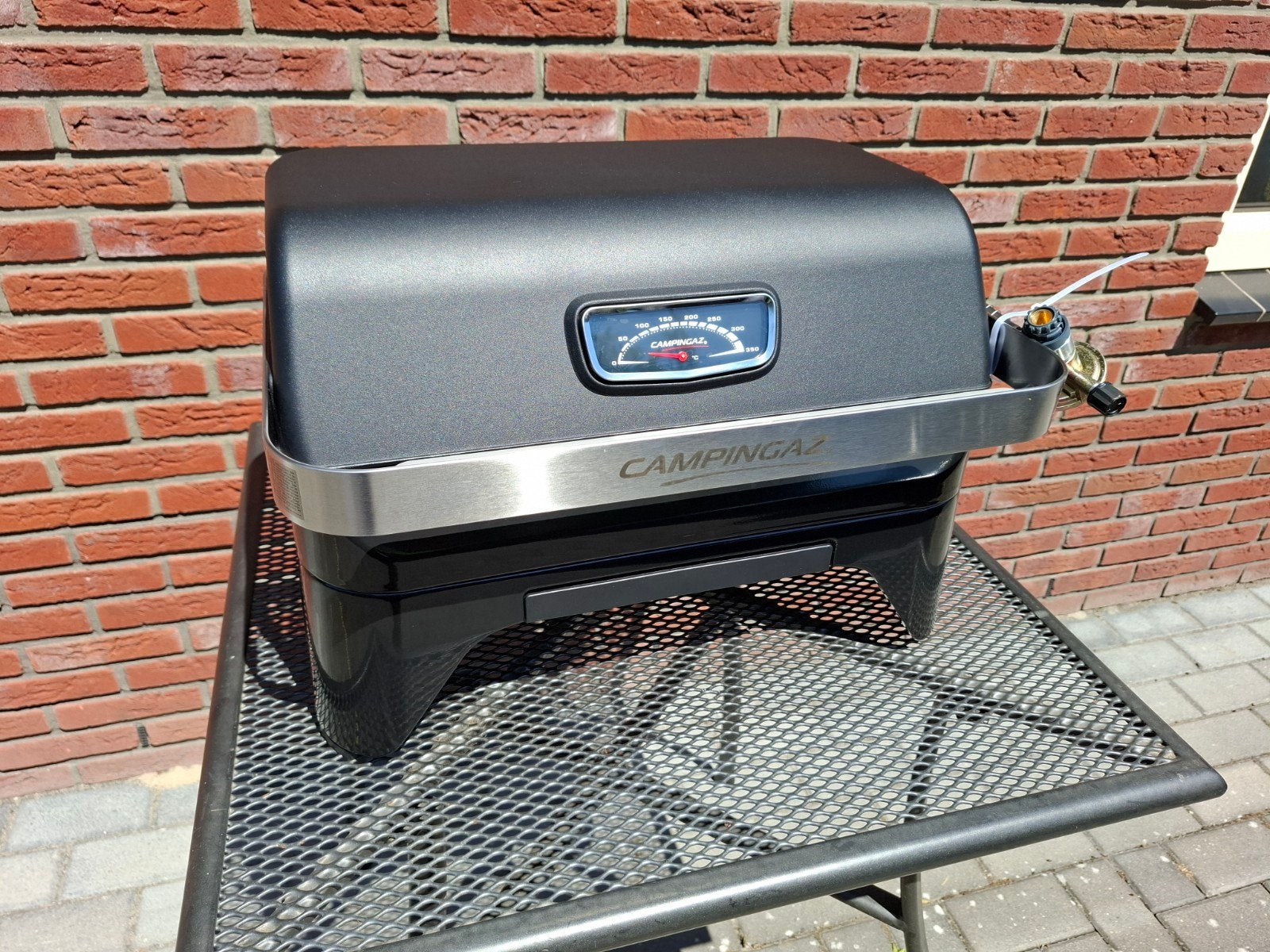 Campingaz Attitude to go CV gasbarbecue zo goed als nieuw, Tuin en Terras, Ophalen, Zo goed als nieuw, Campinggaz