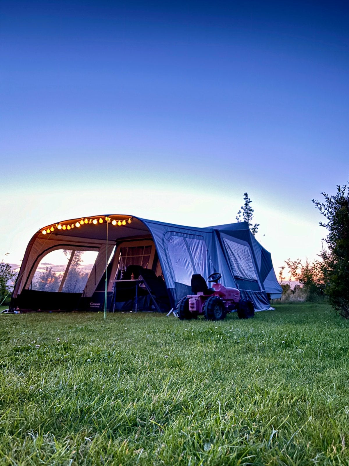 Camp-let living plus luifel, Caravans en Kamperen, Ophalen, Zo goed als nieuw