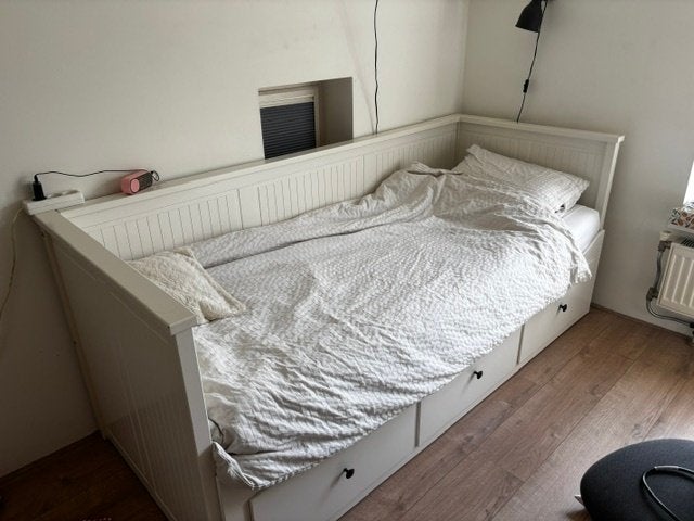 Hemnes bedbank, Ophalen, Gebruikt, Eenpersoons, Wit