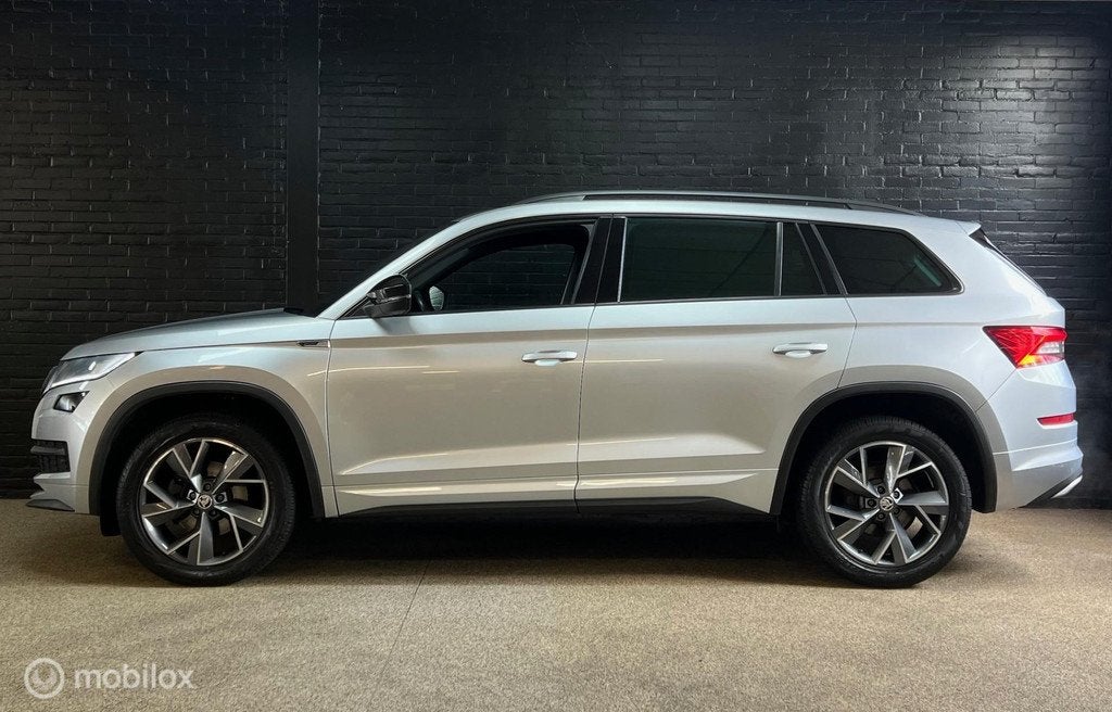 Skoda Kodiaq 1.5 TSI Sportline Business DSG 1e EIG LED ADAP, 4 cilinders, 150 pk, Leder, Bedrijf