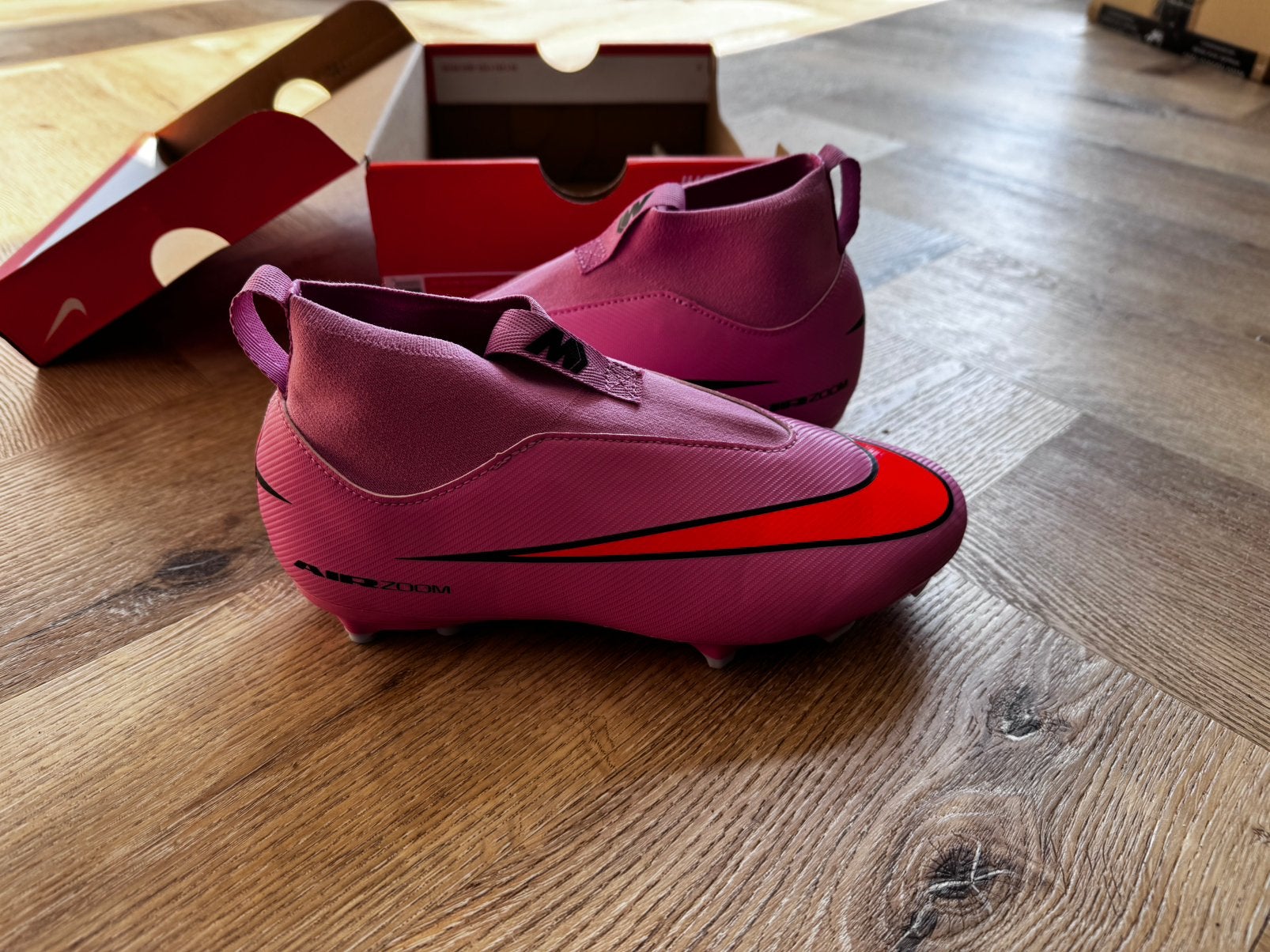 Nieuwe Nike JR Zoom Superfly 10 maat 35,5, Maat XS of kleiner, Schoenen, Nieuw, Ophalen of Verzenden