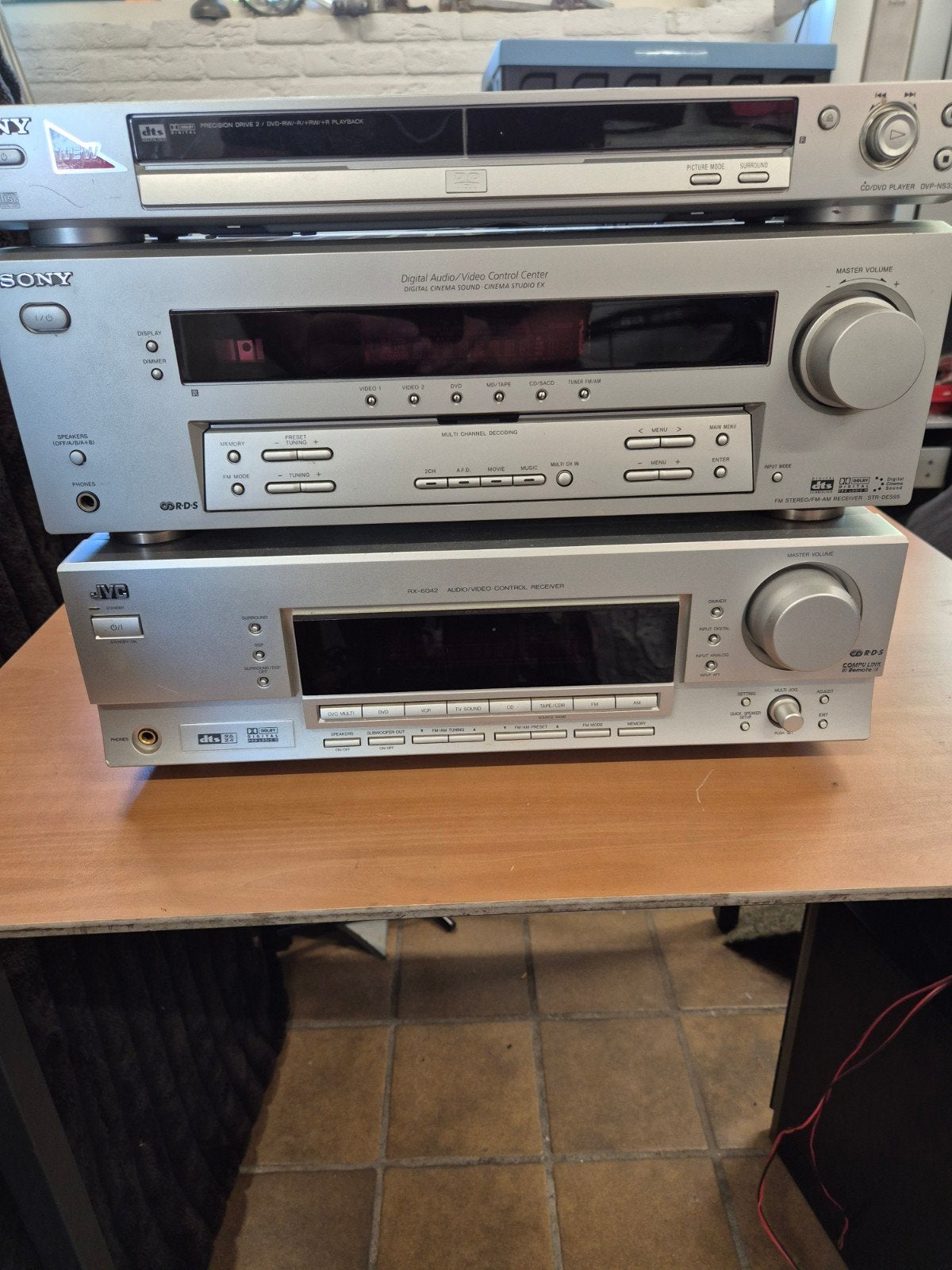 Diversen  audio apparatuur., Audio, Tv en Foto, Luidsprekers, Vloerstaande luidspreker, Gebruikt, Geschikt voor surround/home cinema
