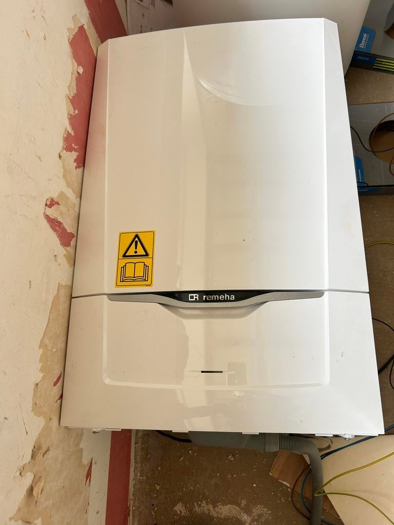 Calenta Ace 40C HR ketel 2022, Ophalen, Geiser, Minder dan 20 liter, Minder dan 3 jaar oud