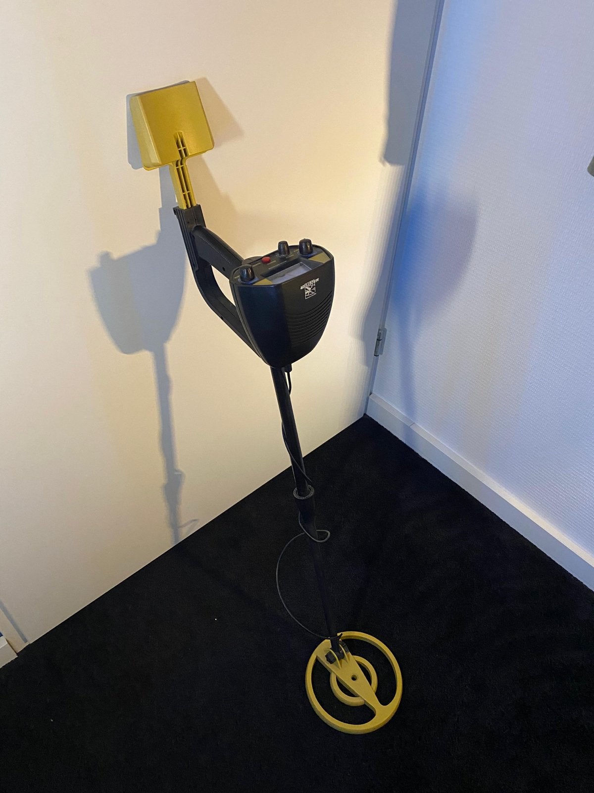 Macgyver Metaaldetector - Zo goed als nieuw, Zo goed als nieuw, 30 cm of minder, Discriminatie metaaldetectie, Ophalen
