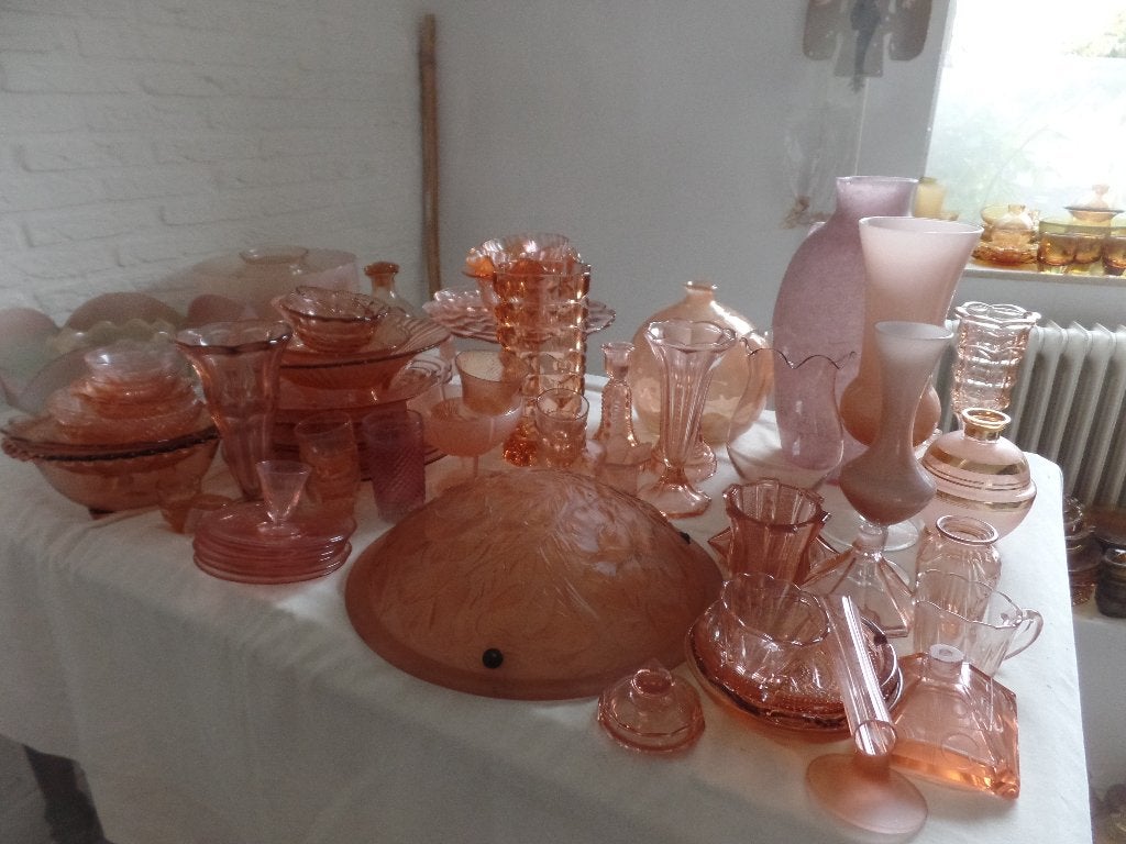 Grote verzameling vintage/antiek, roze glas, Antiek en Kunst, Ophalen