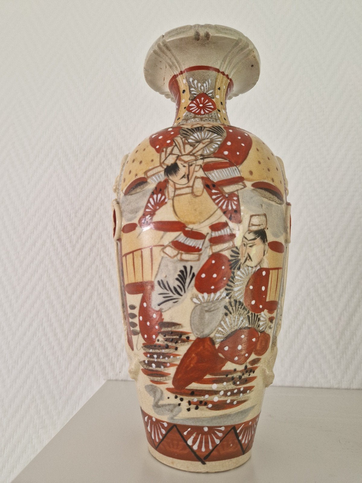 Antieke Japanse Satsuma Vaas met Samurai Decoratie, Ophalen of Verzenden