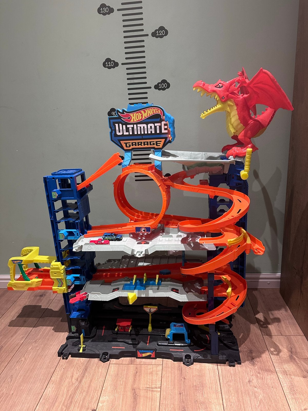 Hot Wheels Ultimate Garage met draak zgan, Ophalen, Zo goed als nieuw