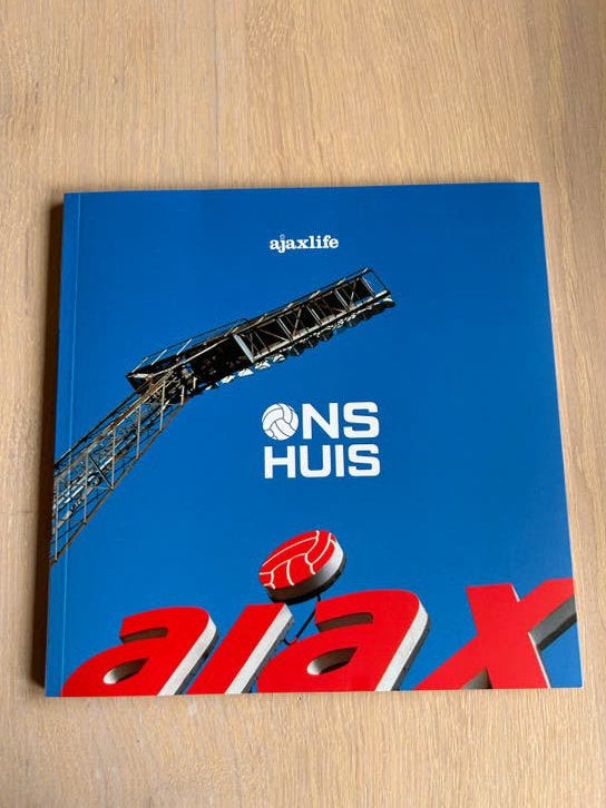 Ons Huis Ajax - Boek over de geschiedenis van Ajax, Ophalen of Verzenden, Nieuw, Balsport
