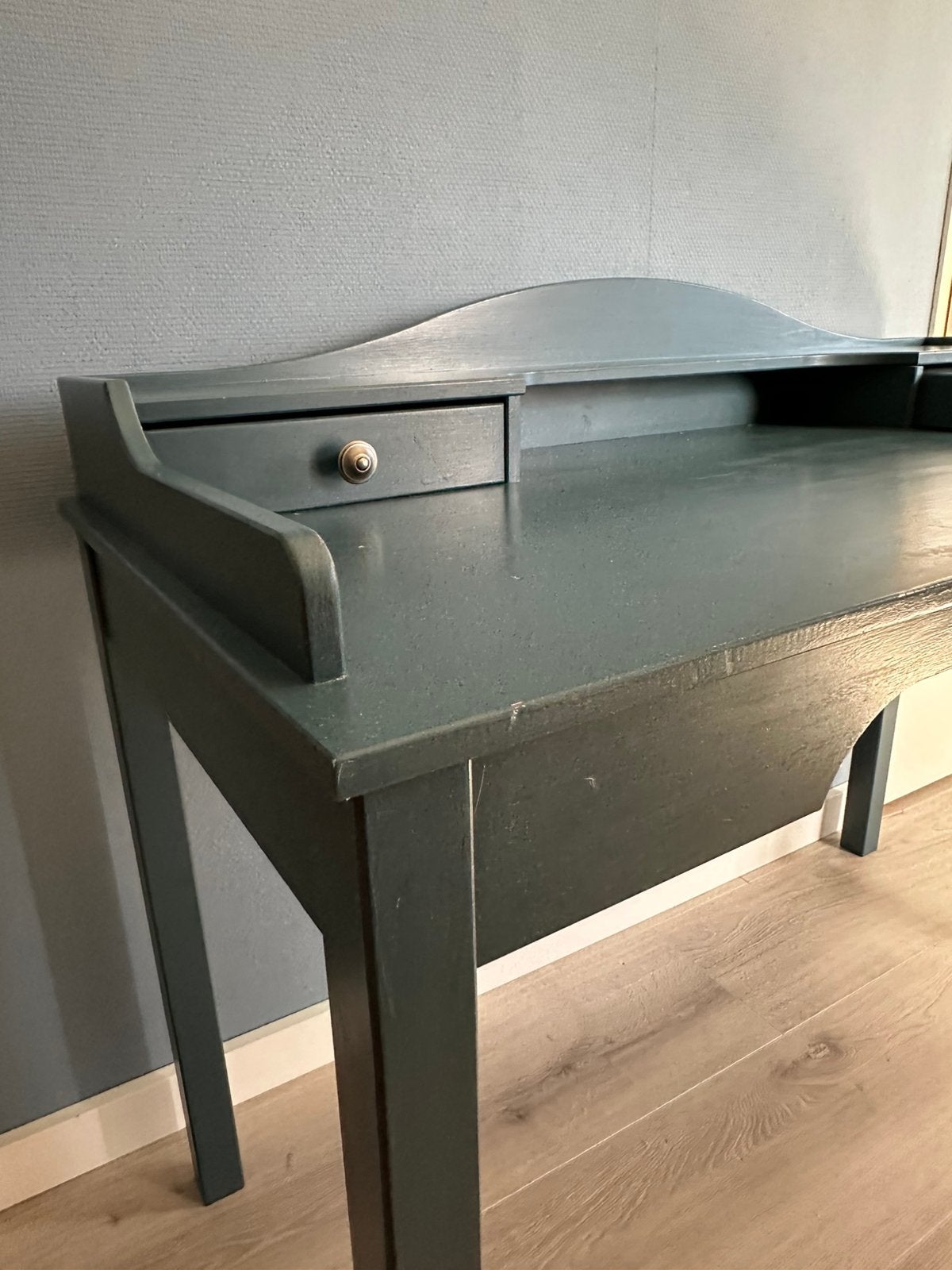 Leuke sidetable / bureau, Huis en Inrichting, Ophalen, Gebruikt