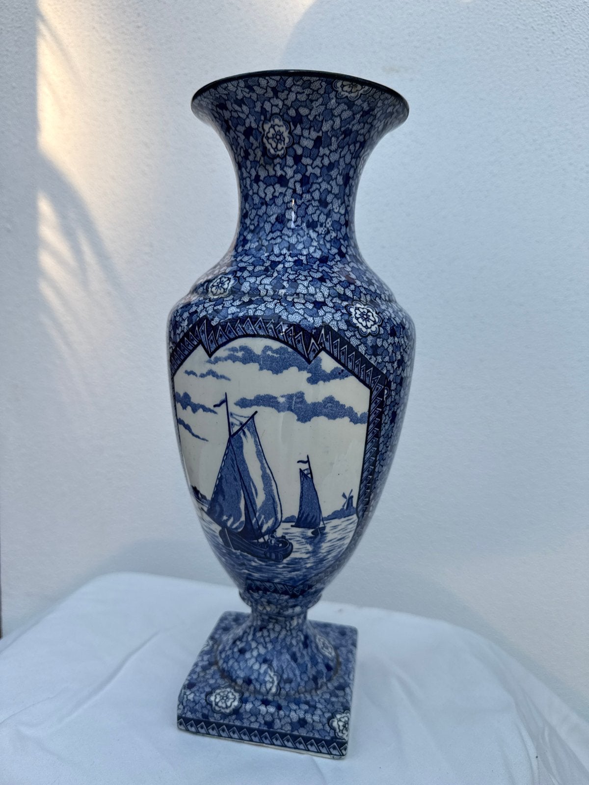 Antieke Delfts Blauwe Vaas met Hollandse Scènes, Ophalen of Verzenden