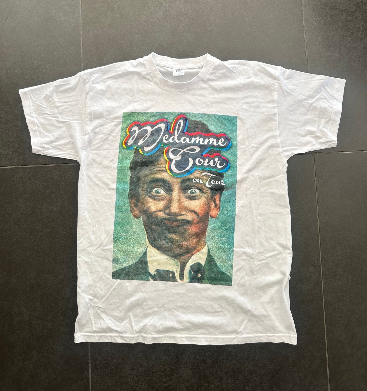 Medammecour T-shirt, Ophalen of Verzenden, Zo goed als nieuw