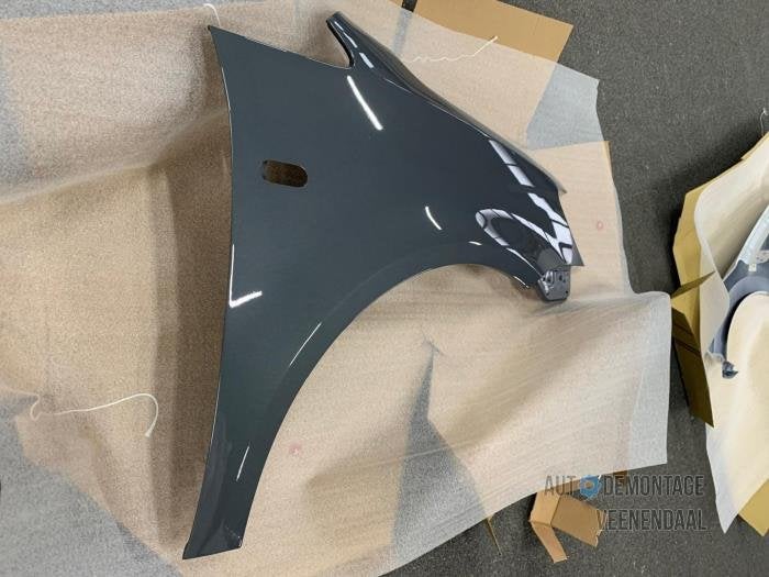 Scherm rechts-voor van een Volkswagen Caddy (LH7W), -, Volkswagen, -, Nieuw