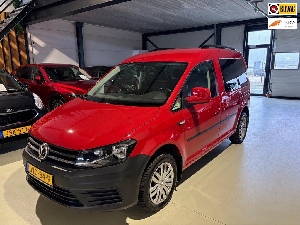 Volkswagen CADDY 1.4 TSI Trendline trekhaak stoelverwarming, Auto's, Volkswagen, Gebruikt, 4 cilinders, Geïmporteerd, 131 pk