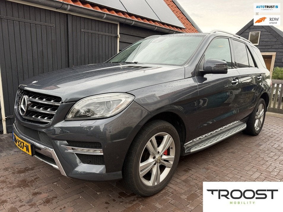 Mercedes-Benz M-klasse 350 | Panorama |Harman en Kardon | Tr, Auto's, Automaat, Euro 5, Gebruikt, Zwart