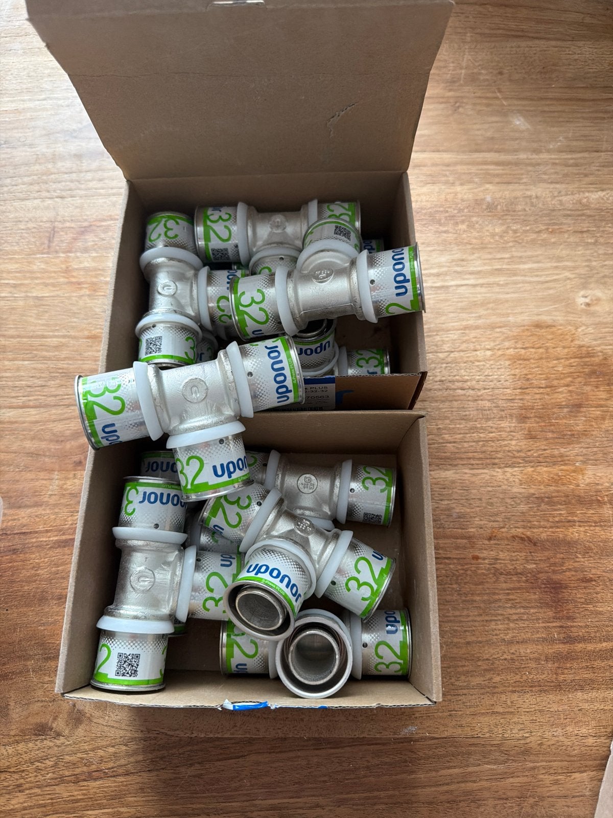12x Uponor T-stukken 32mm - Nieuw in doos, Overige materialen, Overige typen, Nieuw, Minder dan 2 meter
