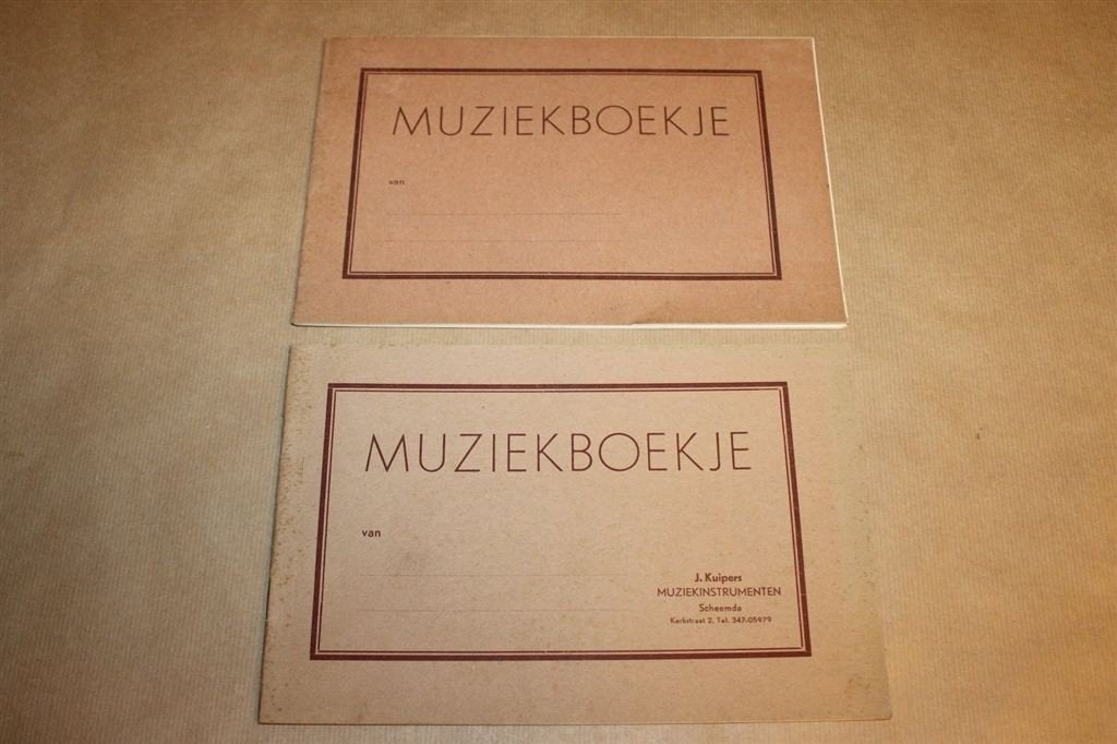 2 Muziekboekjes ca. 1965 — Muziektheorie & Notenbalken, Ophalen of Verzenden, Gelezen, Artiest