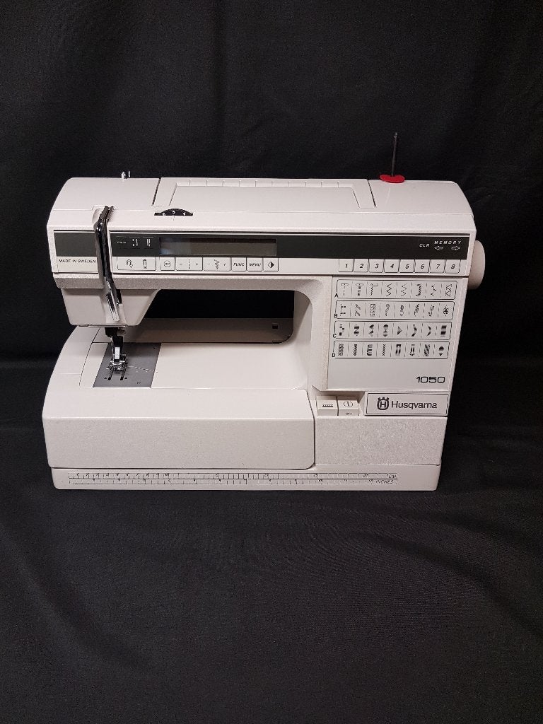 Husqvarna naaimachine - 1050., Hobby en Vrije tijd, Naaimachines en Toebehoren, Ophalen of Verzenden, Gebruikt, Naaimachine, Husqvarna