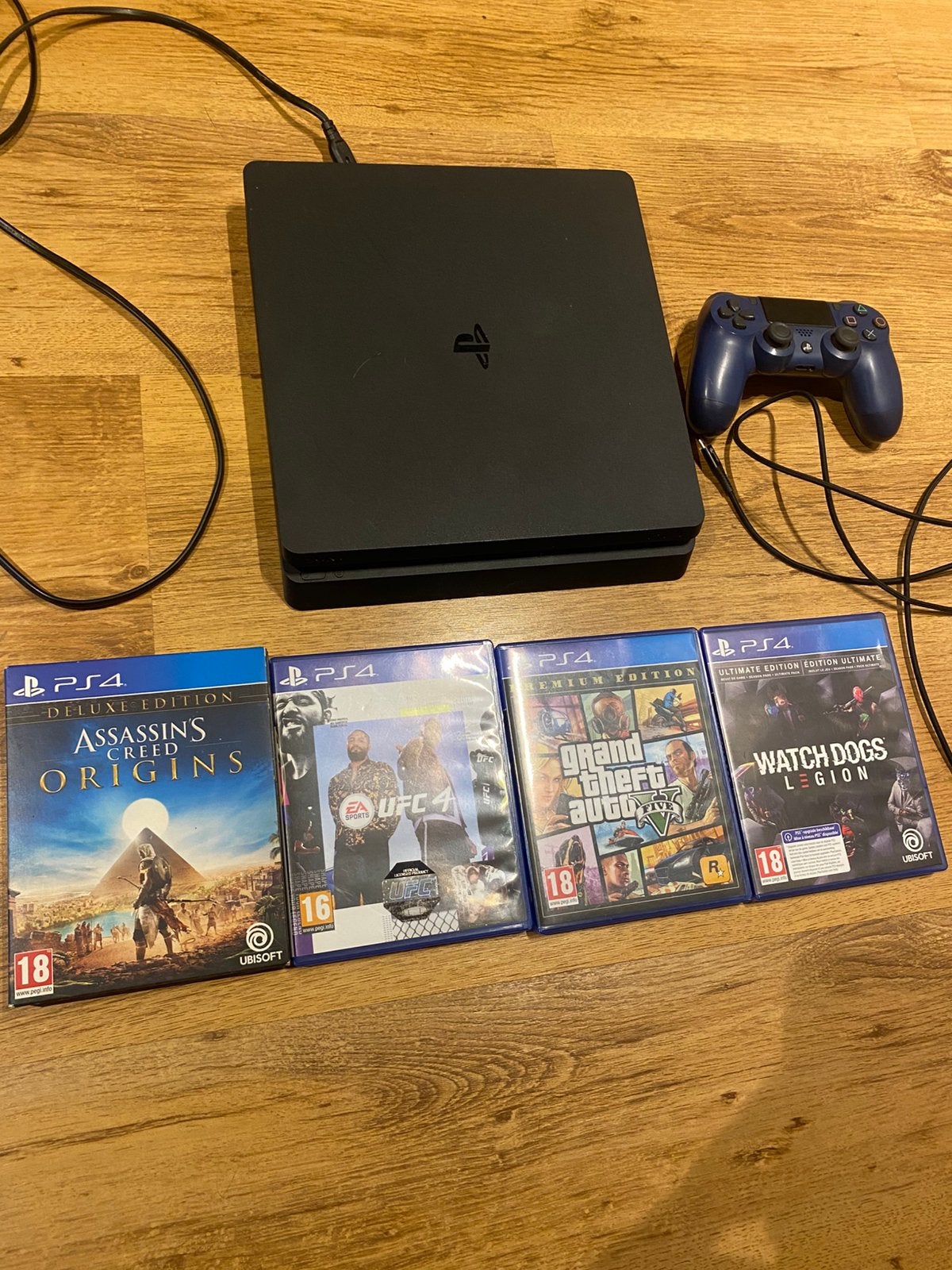 PLAYSTION 4SLIM 500GB met controller en spellen, Spelcomputers en Games, Spelcomputers | Sony PlayStation 4, Ophalen, Zo goed als nieuw