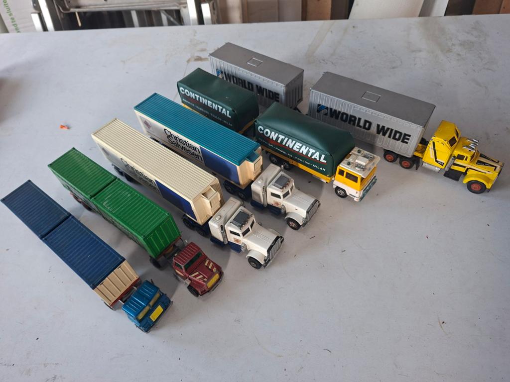 vrachtwagens trucks vintage speelgoed matchbox e.a., Ophalen of Verzenden, Gebruikt