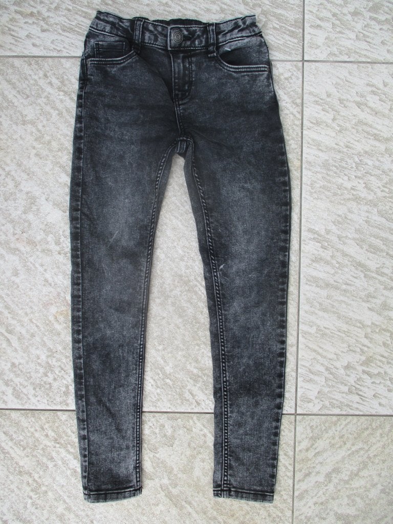 Lange broek grijs spijkerbroek maat 146 C&A, Kinderen en Baby's, Kinderkleding | Maat 146, Broek, C&A, Ophalen of Verzenden, Zo goed als nieuw
