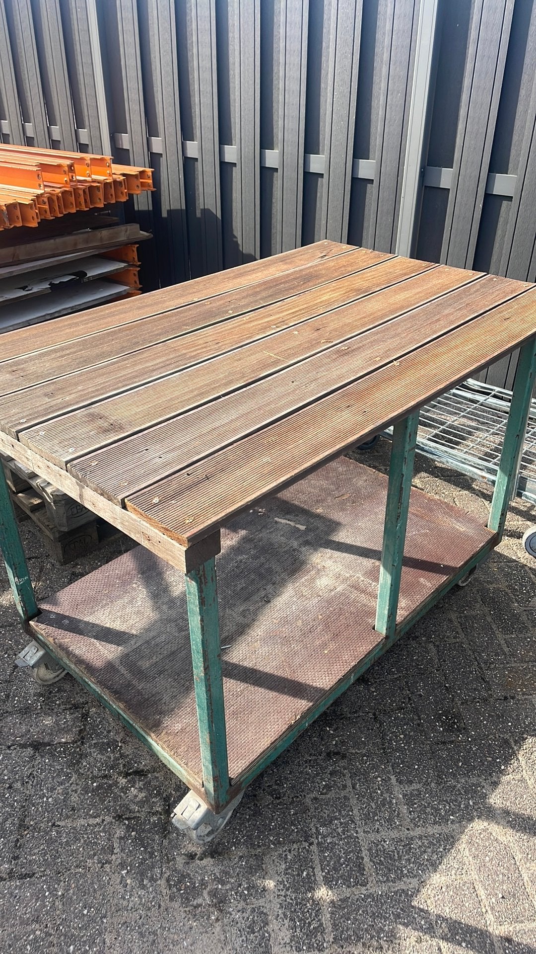 Verrijdbare werktafel, Ophalen, Zo goed als nieuw