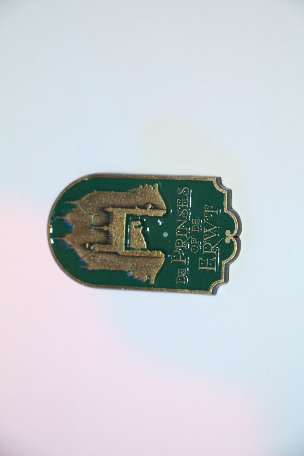 Efteling Pin De Prinses op de Erwt, Verzenden, Zo goed als nieuw, Button of Speldje