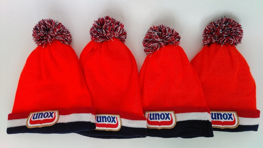 *NIEUW* 4 oranje UNOX mutsen, Ophalen of Verzenden, Nieuw, Overige maten, Muts