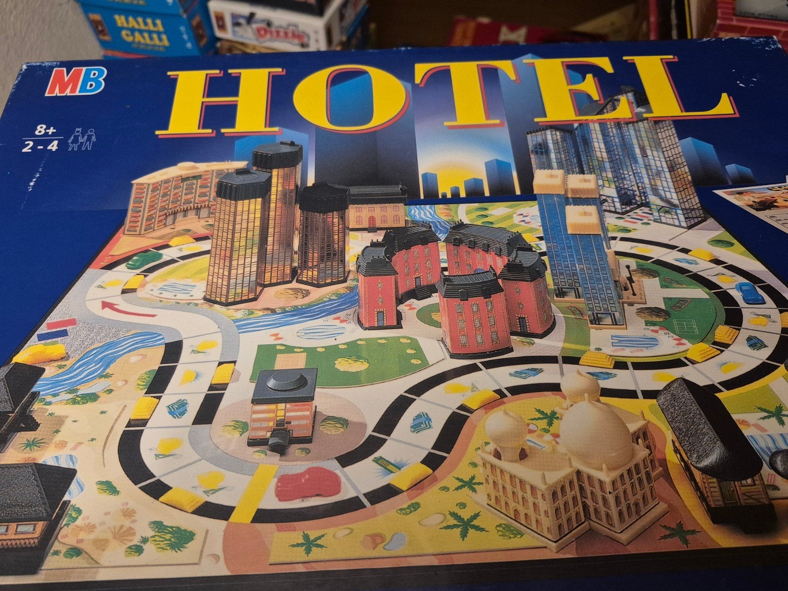 hotel, Ophalen of Verzenden, Zo goed als nieuw