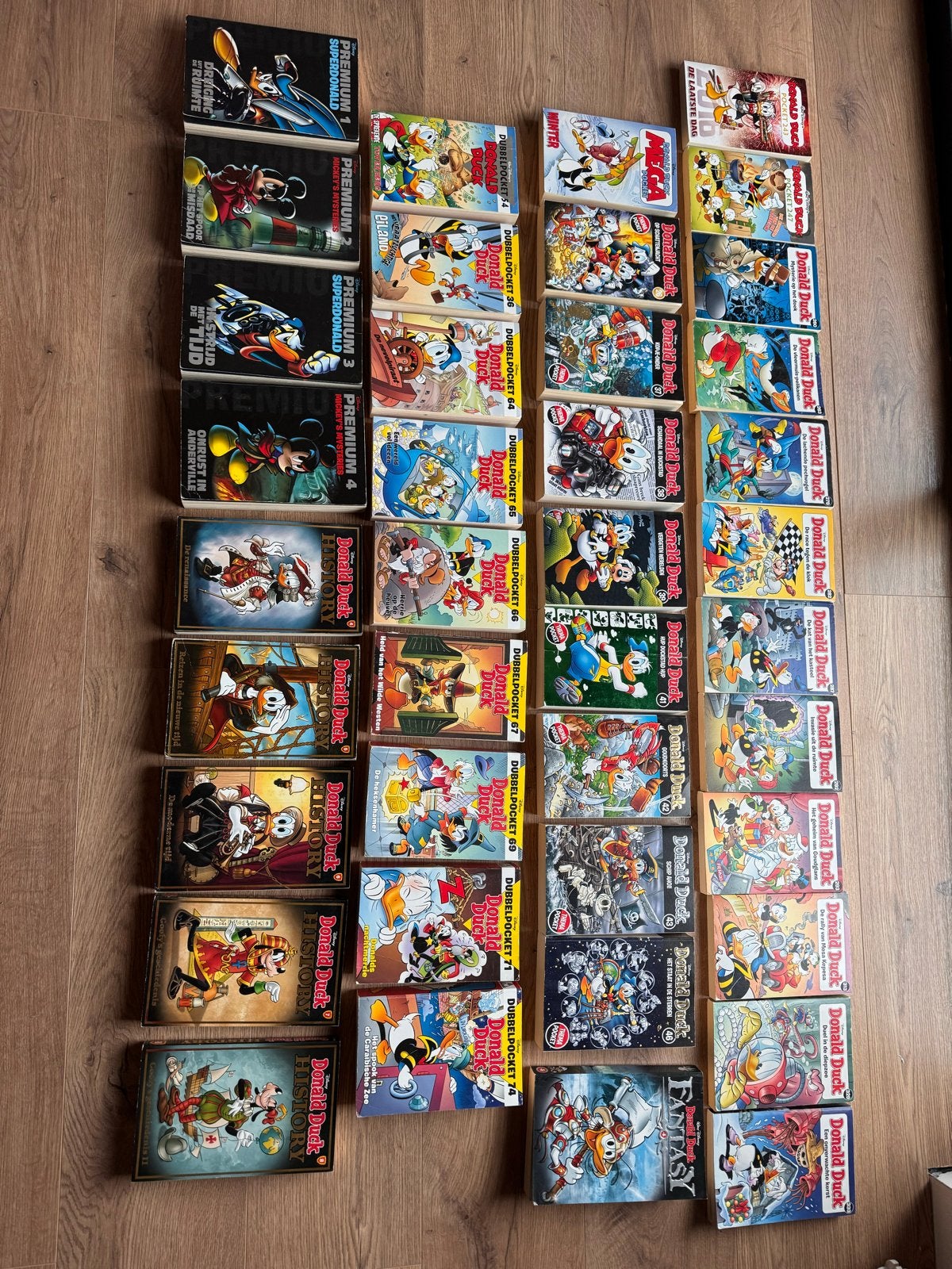 Grote collectie Donald Duck pockets en boeken, Meerdere stripboeken, Ophalen of Verzenden, Gelezen